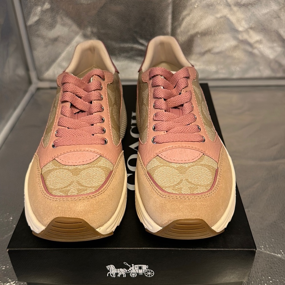 Coach Woman Shoe